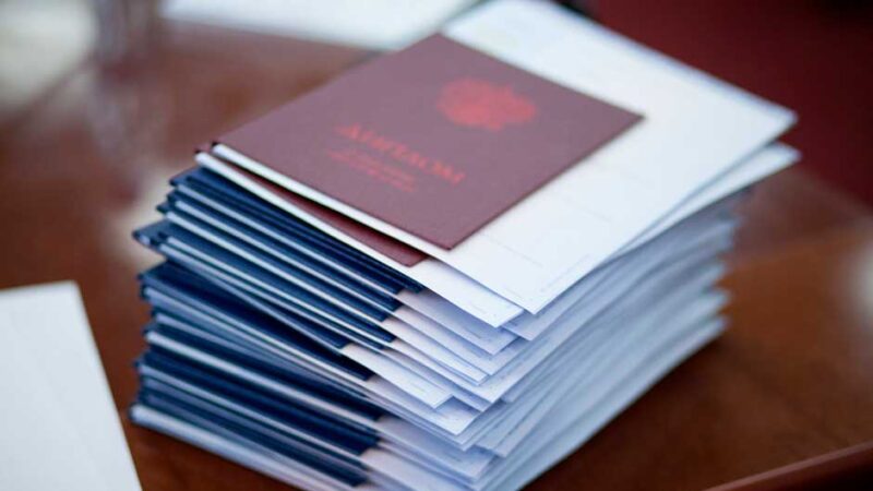 Дипломы на продажу. Купить диплом с реестром