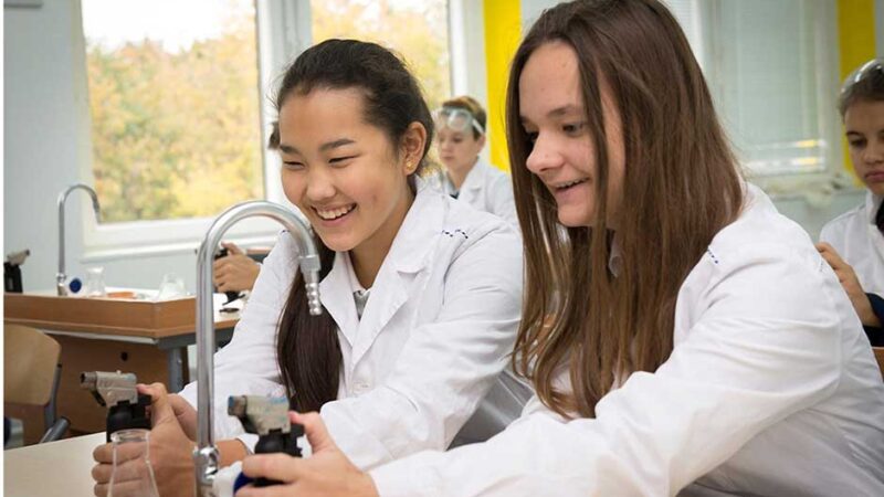 Дипломы на продажу. Приобрести аттестат 11 классов